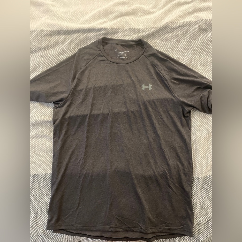 Under Armour Sports Shirt